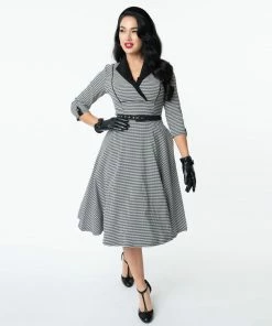 Unique Vintage Trudy Houndstooth Swing Dress