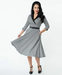 Unique Vintage Trudy Houndstooth Swing Dress