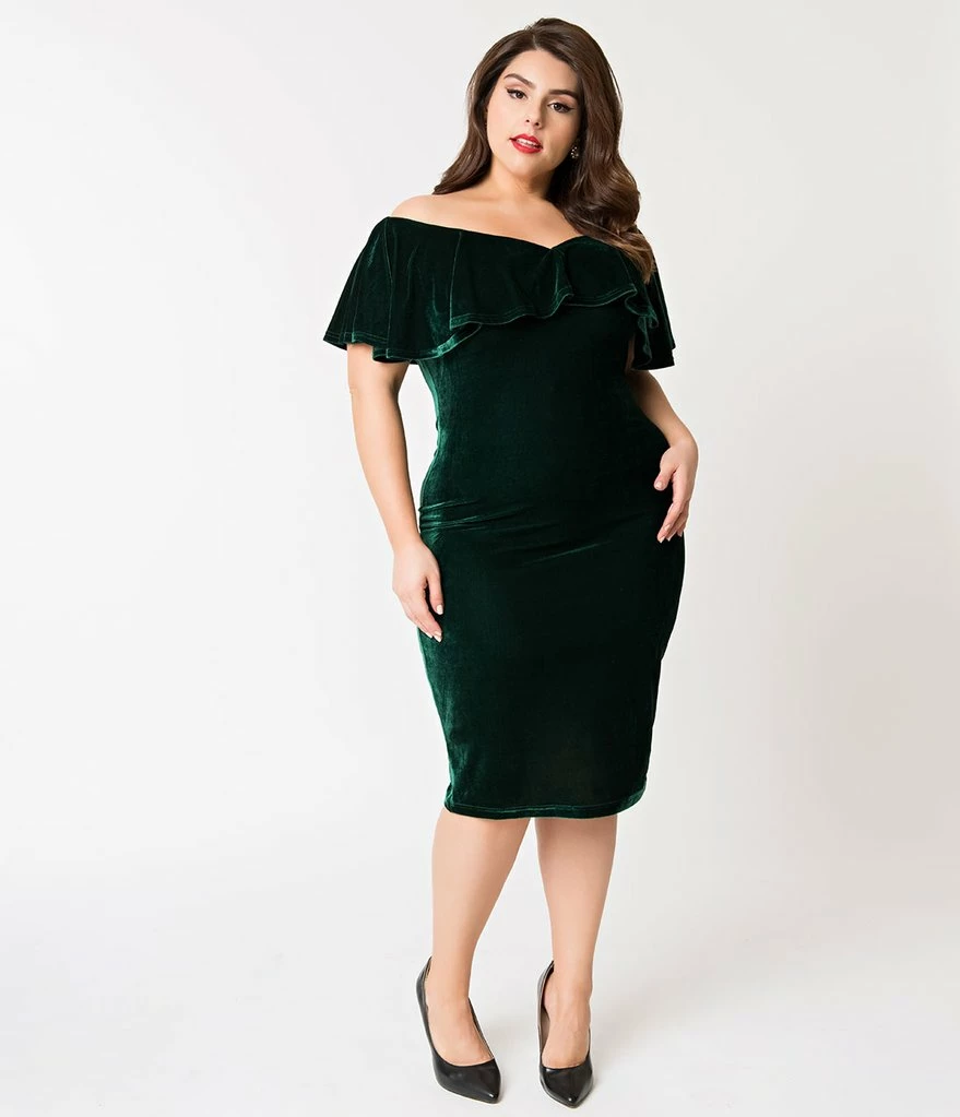 Unique Vintage Sophia Velvet Wiggle Dress - Green 3 Unique Vintage Sophia Velvet Wiggle Dress - Green