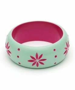 Splendette Wide Parrot Carved Bangle