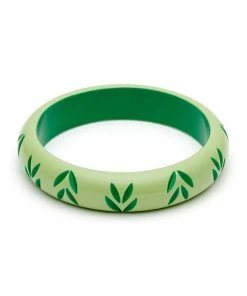 Splendette Midi Spring Carved Bangle