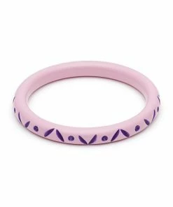 Splendette Narrow Clematis Carved Bangle