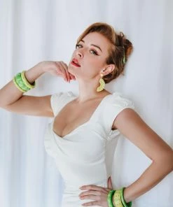 Splendette Carved Drop Earrings - Zest