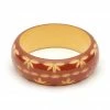 Splendette Wide Carved Bangle Duchess - Café