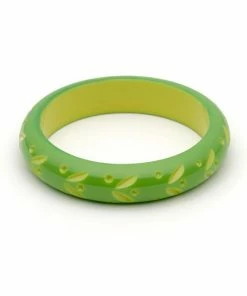 Splendette Midi Carved Bangle - Lime