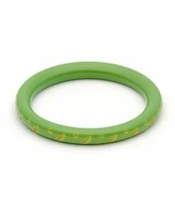 Splendette Narrow Carved Bangle - Lime