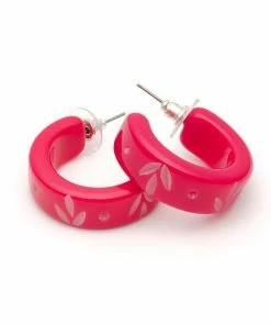 Splendette Carved Hoop Earrings - Raspberry