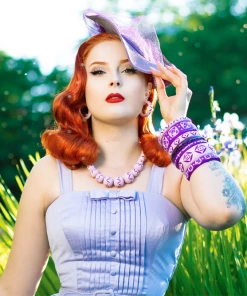 Splendette Narrow Clematis Carved Bangle