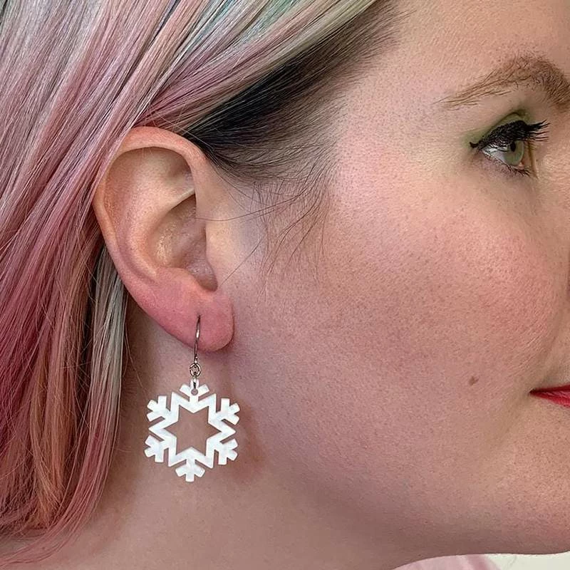 Erstwilder Snowflake Ripple Resin Drop Earrings - White 5 Erstwilder Snowflake Ripple Resin Drop Earrings - White