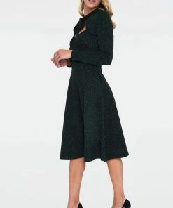 Voodoo Vixen Starlynn Green Snowflake Dress 10 Voodoo Vixen Starlynn Green Snowflake Dress